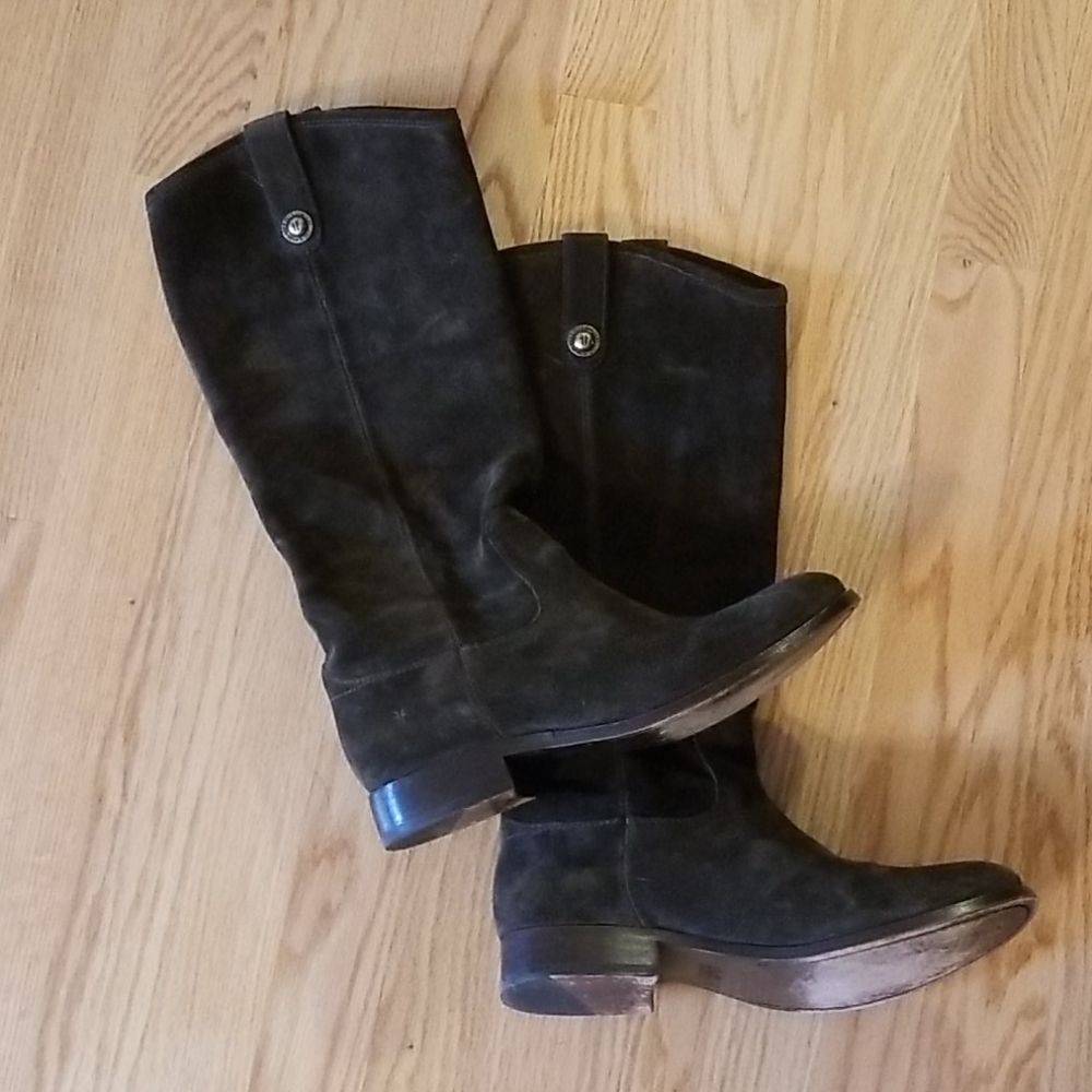 EUC Frye Melissa boots in suede Size 8.5